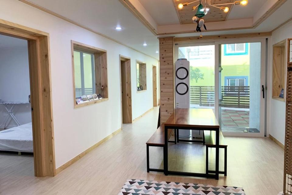 Jeju Guesthouse Oedo-dong Exterior photo