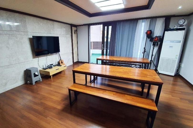 Jeju Guesthouse Oedo-dong Exterior photo